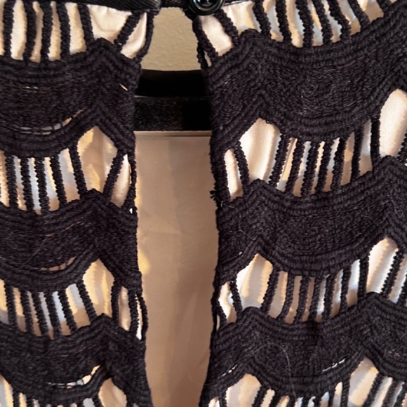 Kate Spade beautiful and classy top - Picture 3 of 4